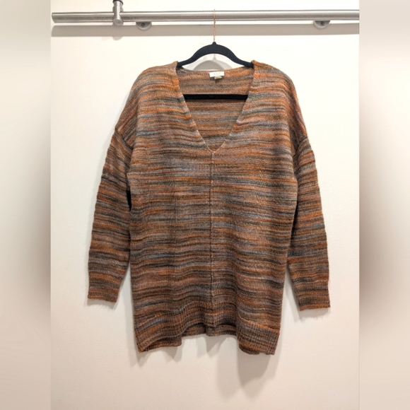 A.n.a V Neck Multicolor Sweater Size Medium - Picture 1 of 6